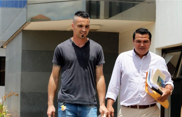 Portigliatti recibe permiso del TNAF para jugar con Juticalpa FC