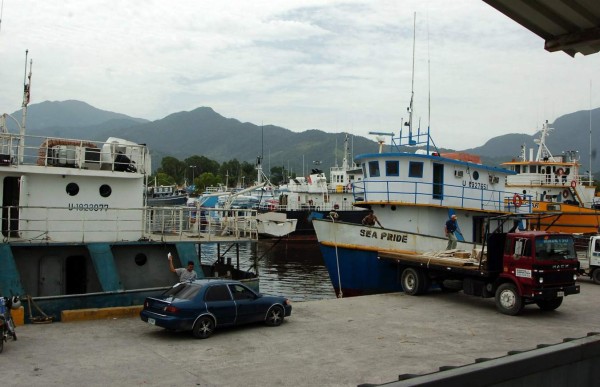 Alcaldía asumirá la administración del muelle de cabotaje de La Ceiba