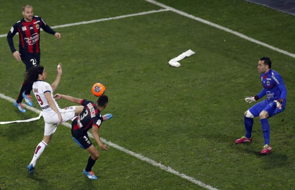 El PSG da otro paso hacia el título tras vencer al Niza con un autogol