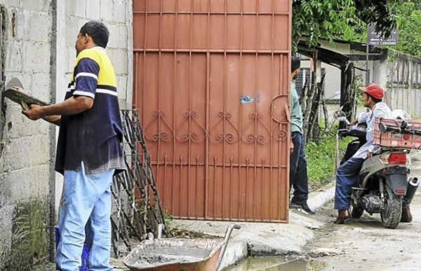 50 familias retornan a sus viviendas en Chamelecón