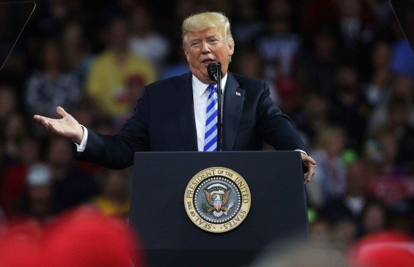 Trump es incriminado en delitos electorales por Cohen