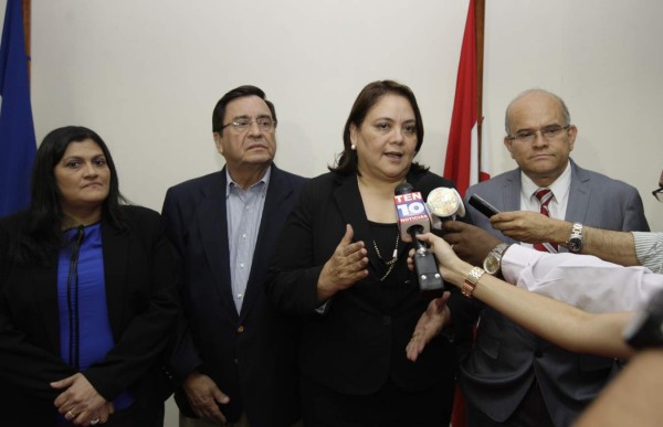 Gabriela Núñez es ratificada al frente de la bancada liberal