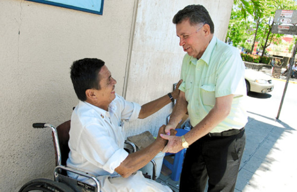 Familia de Félix Amílcar monta su propia campaña