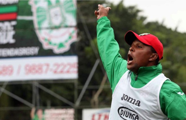 En España recuerdan las grandes actuaciones de Pavón