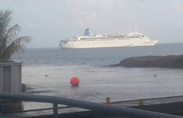 Llegan 1,400 turistas ingleses a Trujillo, Honduras