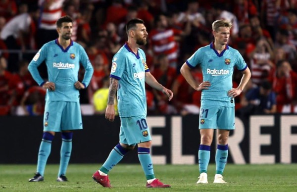 Barcelona sufre dura derrota ante Granada en regreso de Messi en la Liga Española