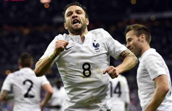 Francia exhibe su pegada goleando en amistoso a Noruega