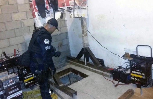 Policía mexicana descubre túnel del 'Chapo' en Tijuana