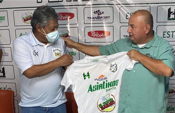 'Primitivo' Maradiaga, presentado como entrenador del Platense: 'Vengo entusiasmado para hacer lo mejor'