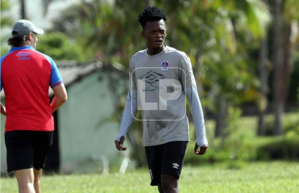 ¡Se puso el overol! Félix Crisanto ya entrena con Olimpia y está listo para debutar