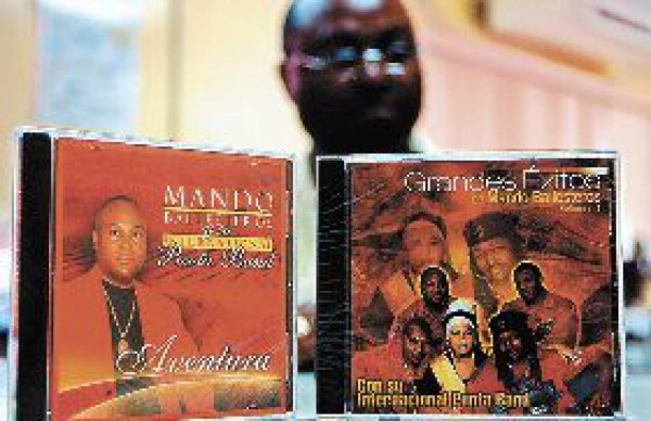 A bailar punta con 'Mando”