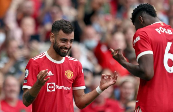 Manchester United se estrena goleando al Leeds de Bielsa con exhibición de Pogba y Bruno Fernandes