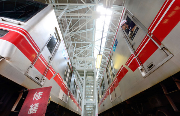 Red de trenes y metro de Tokio, fiables como un reloj suizo