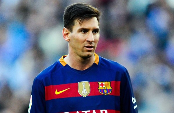 Messi denunciará a un diario por asegurar que cobrará 40 millones de euros