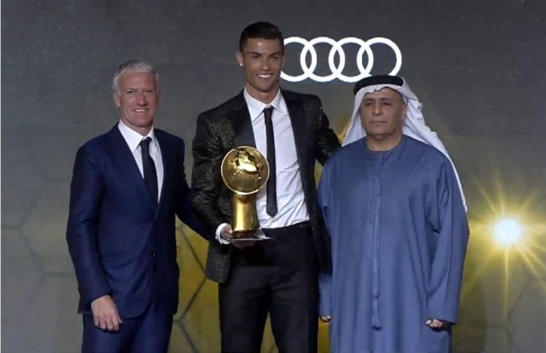 Cristiano Ronaldo gana por sexta vez premio a mejor jugador del año en Globe Soccer