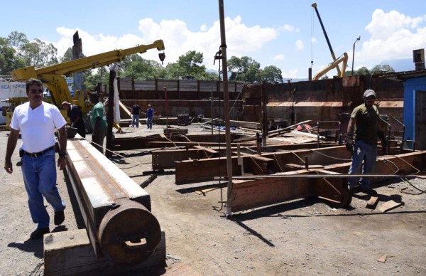 Empresarios locales quieren manejo de muelle de cabotaje