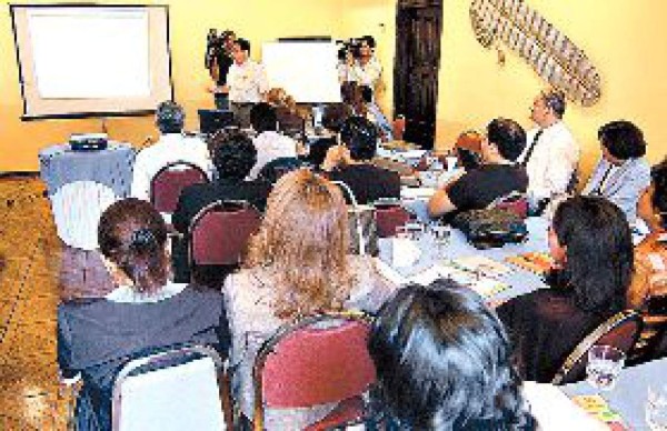 Buscan nueva estrategia