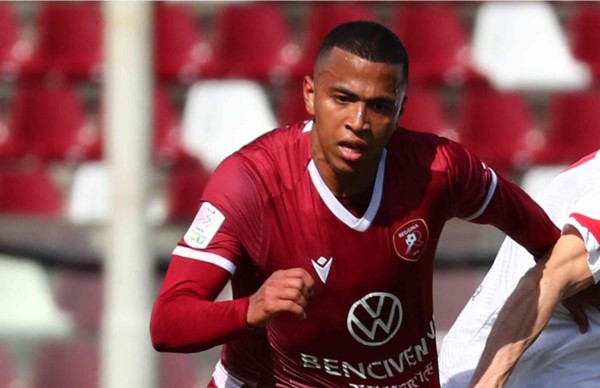 Rigoberto Rivas, cerca de dejar el Inter de Milán y firmar por tres años con la Reggina de la Serie B