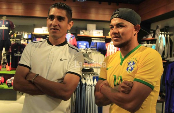 Mario Martínez sobre Vargas: 'Está con la espinita del torneo pasado'