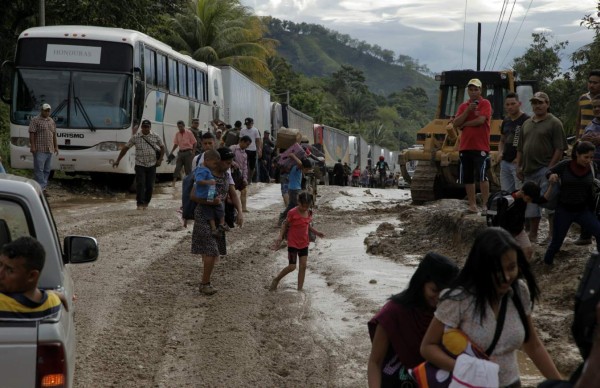 El valle del Aguán sigue postrado por las lluvias