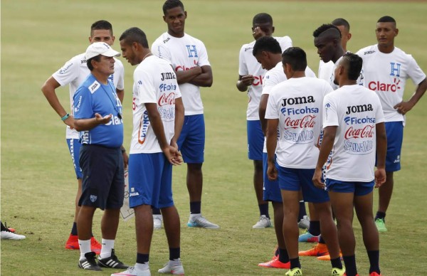 Honduras estrenará indumentaria en las eliminatorias