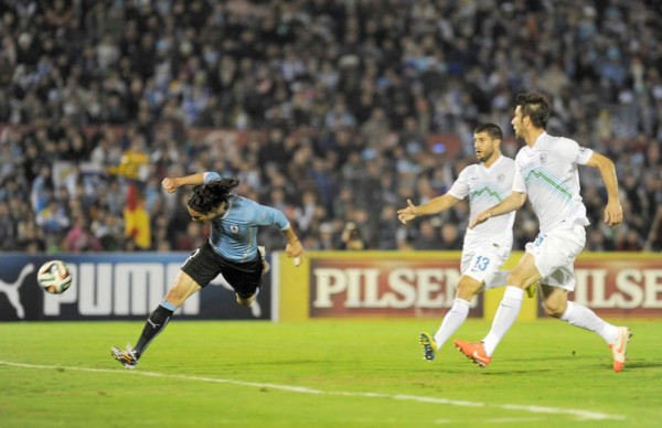 Uruguay venció a Eslovenia en último amistoso antes del Mundial