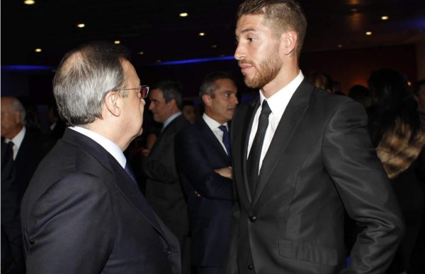 Bronca entre Sergio Ramos y Florentino Pérez: 'Me pagas y me voy'