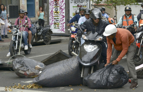 Capriles no asistirá a diálogo de paz