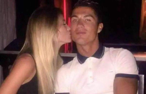 Cristiano encontró el celular de una joven y cenó con ella