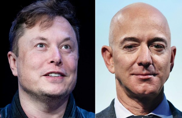 Elon Musk y Jeff Bezos disputan el trono en una batalla por dominar el espacio