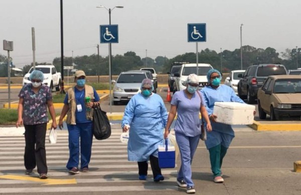 Negativo de coronavirus resulta el personal de Migración que atendió a marinos