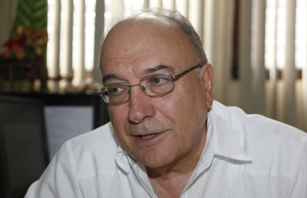 Padre Saturnino Senis se recupera tras cirugía