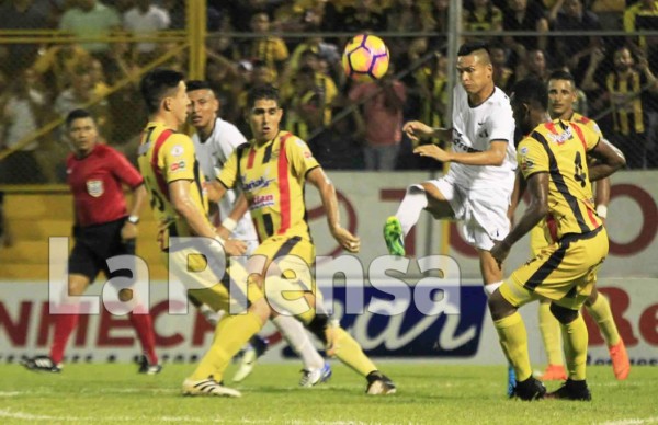 Real España empata con Honduras Progreso y pasa a las semifinales