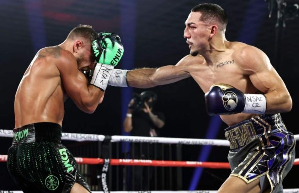 Los millones que ganaron Teófimo López y Vasyl Lomachenko por la 'pelea del año'