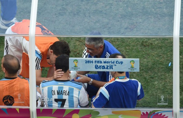 Ángel di María sufrió desgarro y se perderá el resto del Mundial