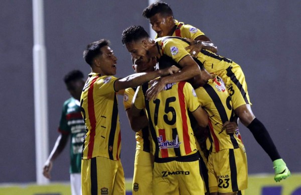 ¡Paliza! El Real España despedaza al Marathón y es líder de Honduras