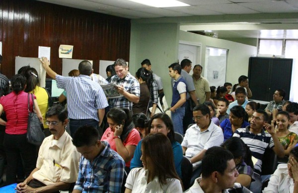Aún hay disponibles miles de plazas de la feria del empleo en San Pedro Sula