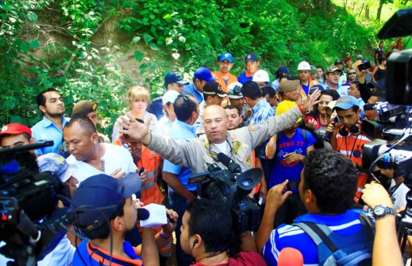 Cancelan de manera indefinida rescate de 8 mineros hondureños