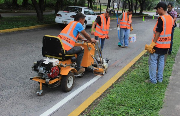 Con L11.5 millones se señalizarán las calles, avenidas y bulevares