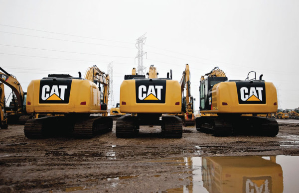 Caterpillar se dedica a recortar costos y modera sus aspiraciones