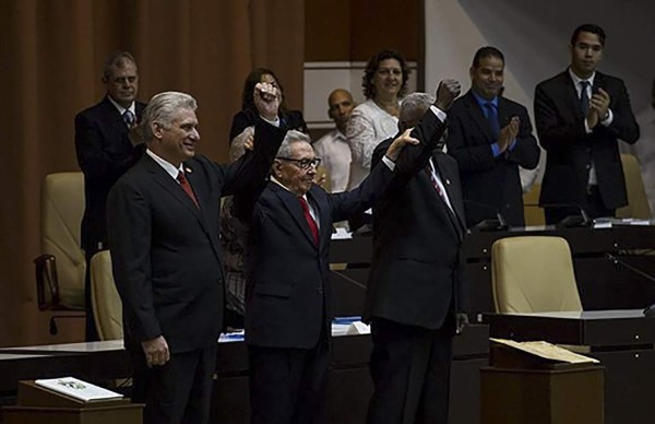 Cuba proclama nueva Constitución socialista en medio de hostilidades de EEUU