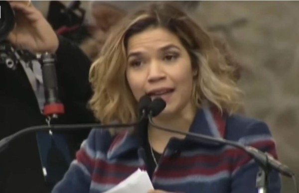 'Estamos aquí para quedarnos', América Ferrera a Trump