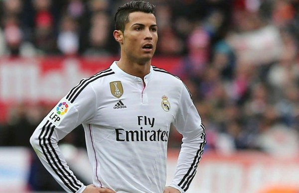 Cristiano Ronaldo es subastado con fines solidarios