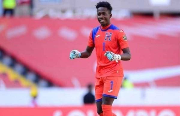 Una de las grandes sorpresas fue Alex Naíd Güity (Lobos UPNFM), quien llega a meterse en la pelea para suplir las bajas de Buba y Edridk Menjívar. El guardameta tuvo una destacada participación ante Olimpia en la pasada jornada. 