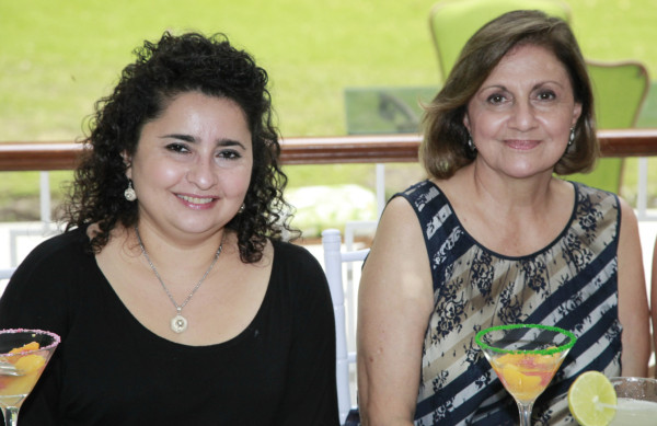 Coctel de bienvenida para Aguas Ocaña