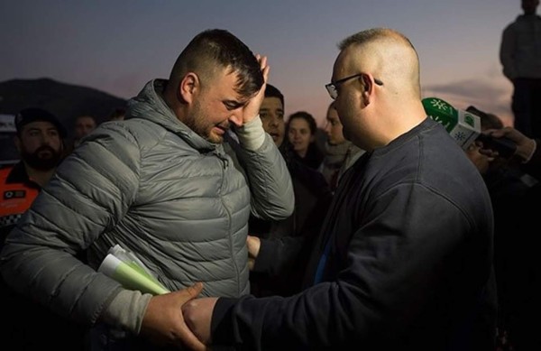 El rescate del niño español atrapado en un pozo podría durar días