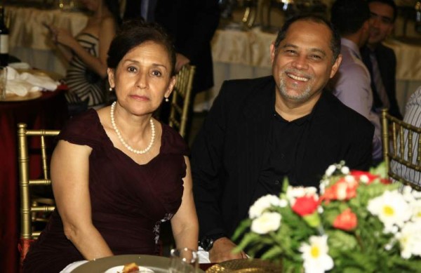 Elegante enlace Alvarado Peña