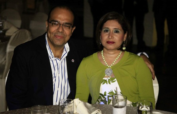 Amistad que nació en   las aulas de secundaria