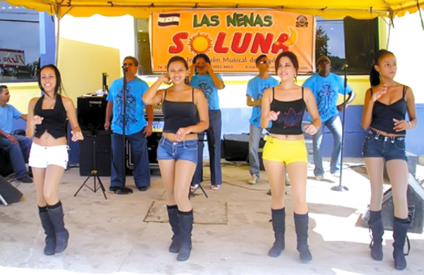 Orgullos de la Novia de Honduras