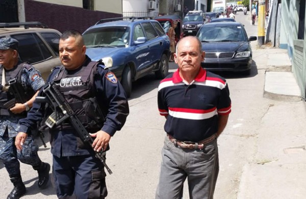 Capturan a anciano acusado de violar a su nieta en Santa Bárbara